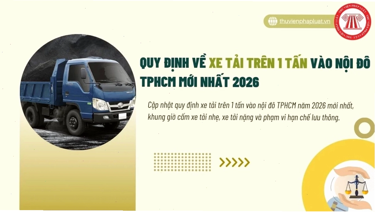 Xe tải chở hàng trên đường cao tốc