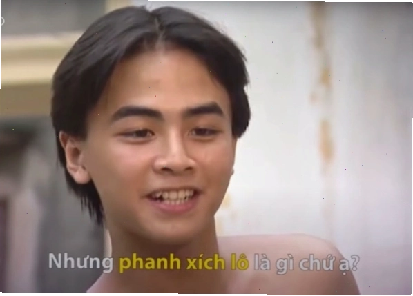 Xích lô chở khách tham quan phố cổ Hội An