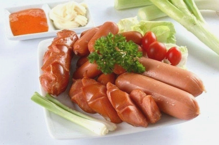 Xúc xích có thể chứa một số vitamin và khoáng chất cần thiết