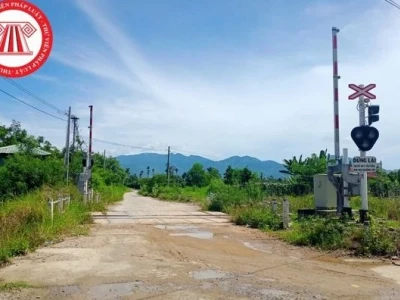 Đường ngang là gì? Phân loại, tiêu chuẩn và quy định liên quan