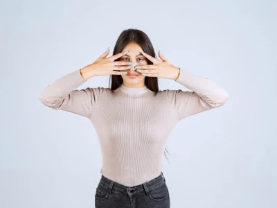 Phân biệt cận thị và viễn thị: Hiểu rõ về tật khúc xạ của mắt